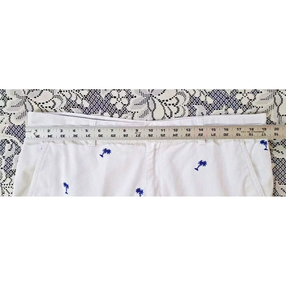Izod Shorts Mens Size 38 White‎ All Over Palm Tree Print Casual Slash Pockets